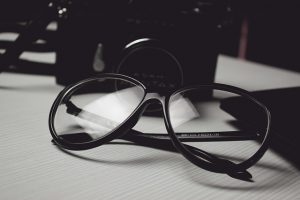 eyeglasses 300x200 - eyeglasses
