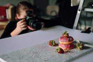 woman taking photo 300x200 - woman taking photo